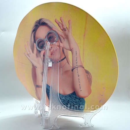 Güzelbahçe Sublimasyon Cam Yuvarlak Tabak Çerçeve - DQE0 - Görsel 3